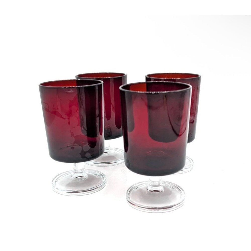 Set of 4 Luminarc Ruby Red Footed Wine/Cordial Glasses 4.5" tall 8 Oz France